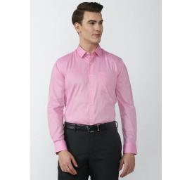 Peter England Men Regular Fit Pink Solid Men Formal Shirt 44 PESFMNUBR70473