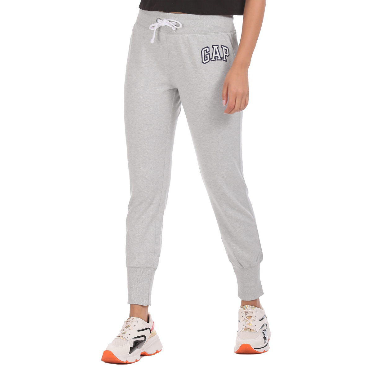 Gap Mid Rise Regular Fit Soft Cozy Fleece Knitted Solid Color Jogger Styled with Applique Worked Logo - Lt. Grey