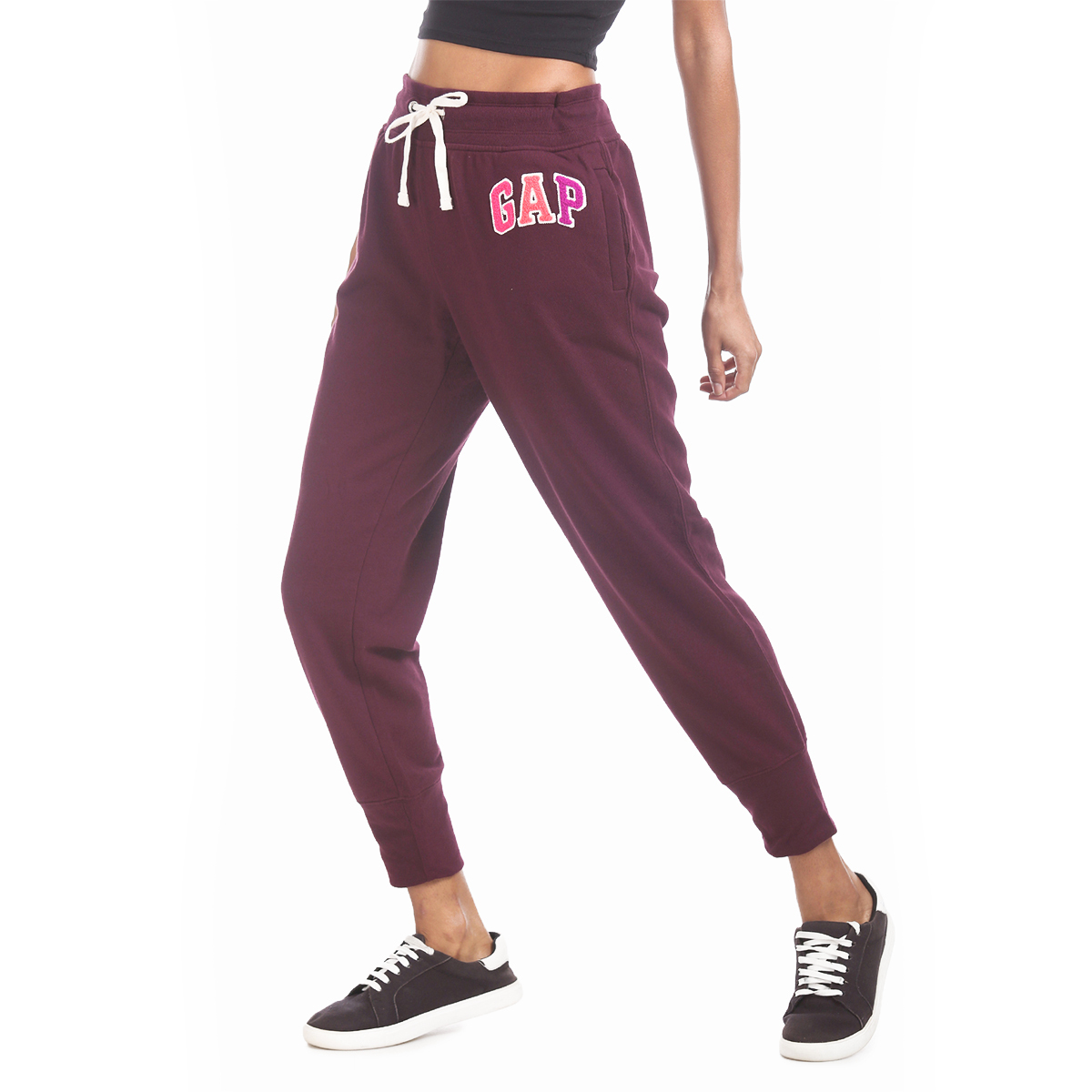 Gap Mid Rise Regular Fit Elasticized Drawstring Waist Solid Color Knitted Jogger with Applique Worked Logo - Burgundy