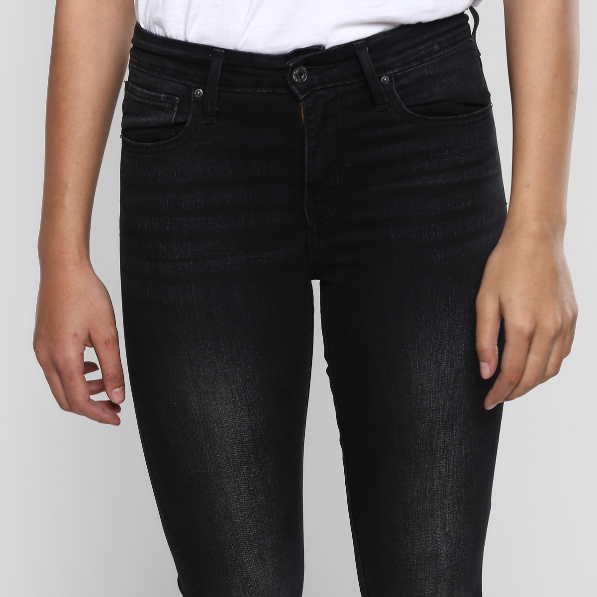 Buy Levi's 721 High Rise Skinny Jeans - Black Online - Lulu Hypermarket  India