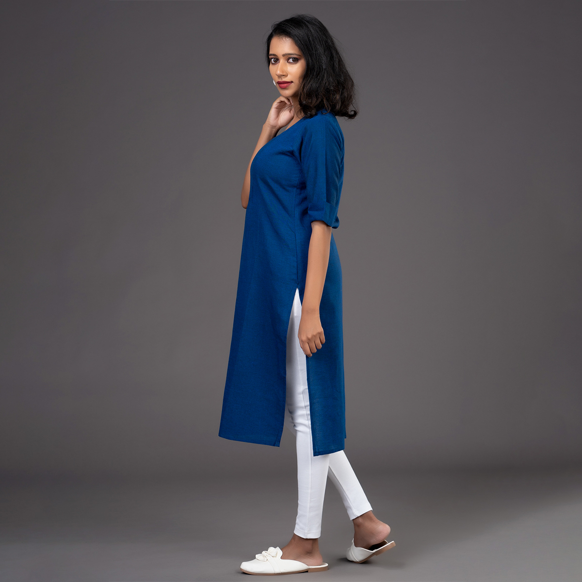 Zella Solid Color Side Slitted Straight Cut Kurta with Pin Tucked Yoke & Keyhole Back Neck - Royal Blue