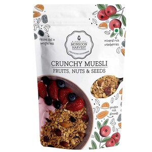 Monsoon Harvest Crunchy Muesli Fruits,Nuts & Seeds 800g