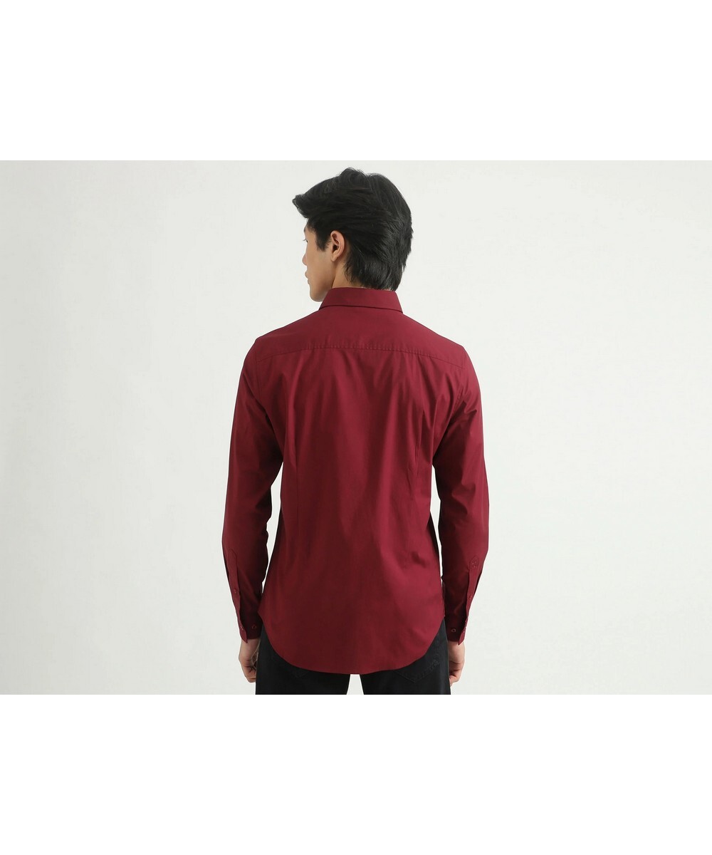 United Benetton Mens Slim Fit Red Solid Casual Shirt