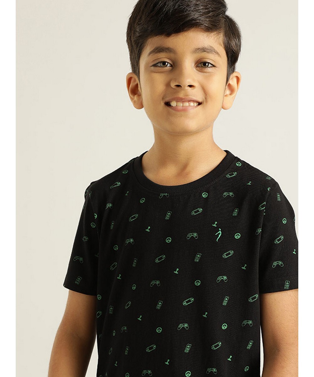 Indian Terrain Boys Regular Fit  Black Printed T-Shirt