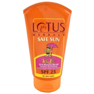Lotus Herbals Sun Block SafeSun Kids SPF 25 100g