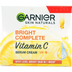 Garnier Skin Natural Light Complt Uv 23g