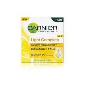 Garnier Skin Naturals  Light Complete  Uv 45g