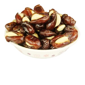 Dates Seedless with Cashew Approx. 500g