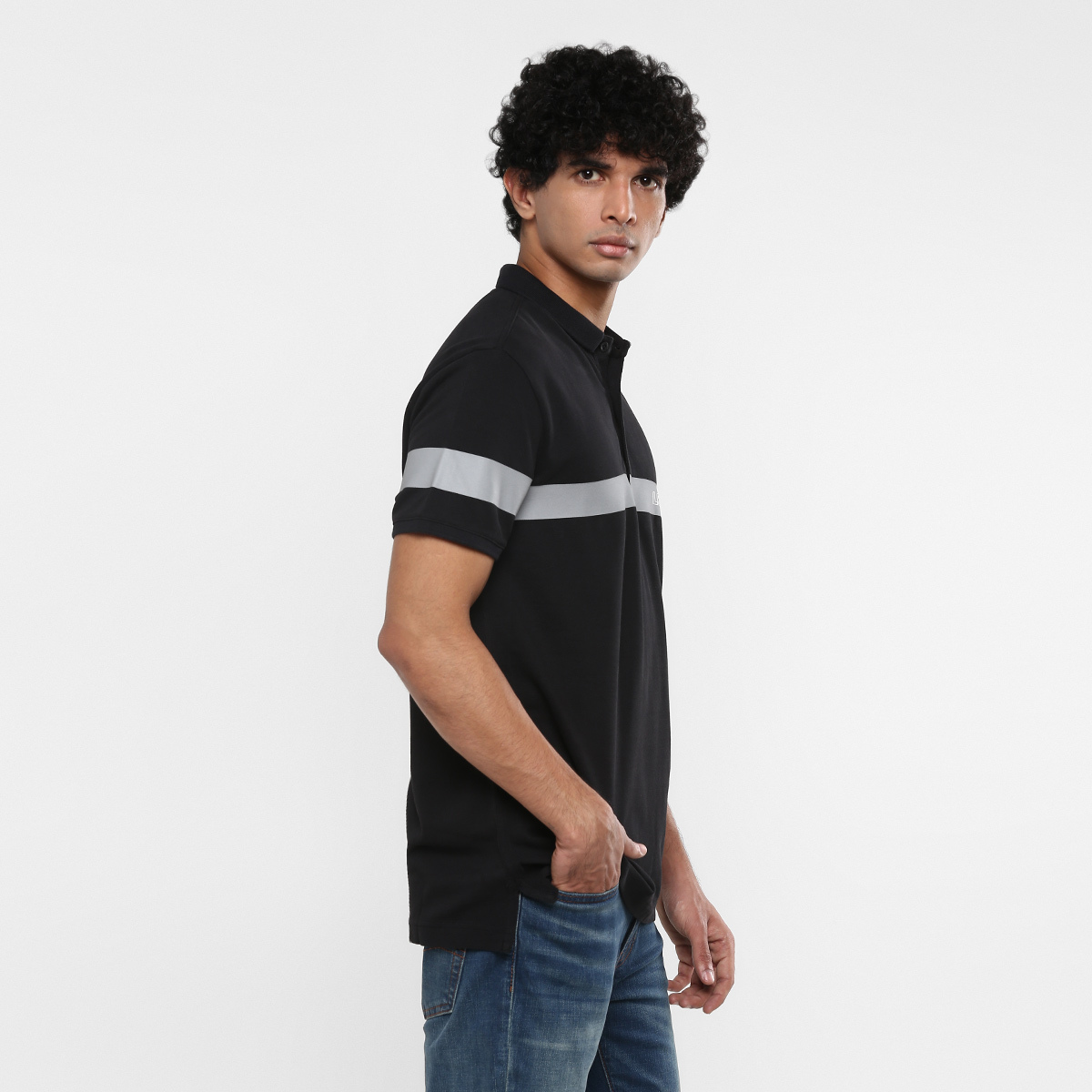 Buy LEVIS MEN Polo T-Shirt 17465-0121 Black 2XL Online - Lulu Hypermarket  India